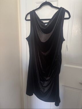 Old Navy Black Velvet Dress NWT